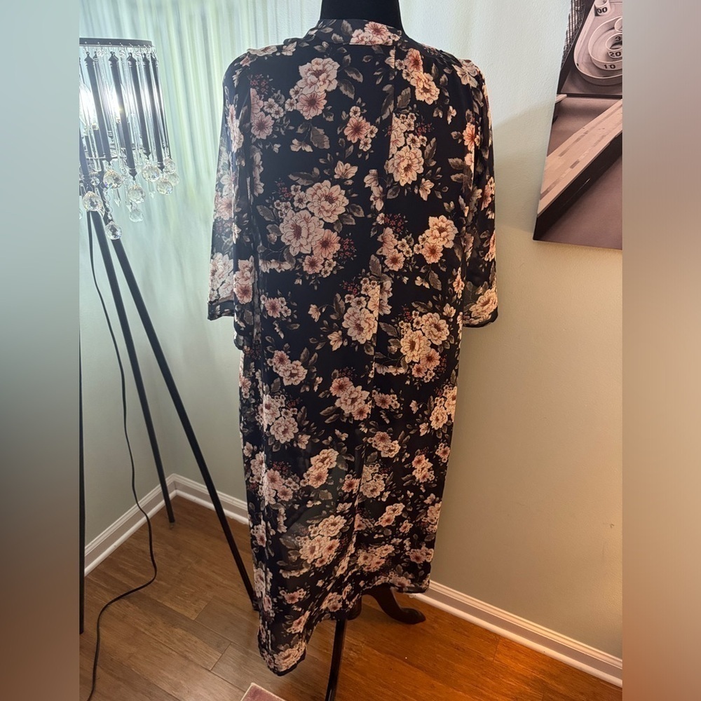 TORRID Chiffon Maxi High-Low Floral Kimono 00/0 M/L - Picture 8 of 11